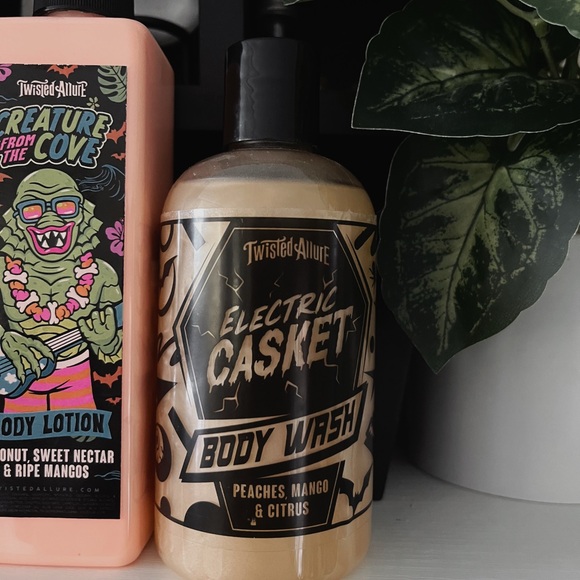 đź–¤SOLDđź–¤ - Picture 2 of 3